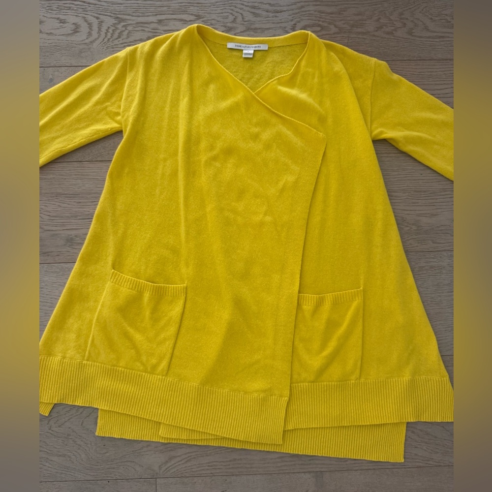 Diane Von Furstenburg Bright yellow wool blend cardigan sweater size M